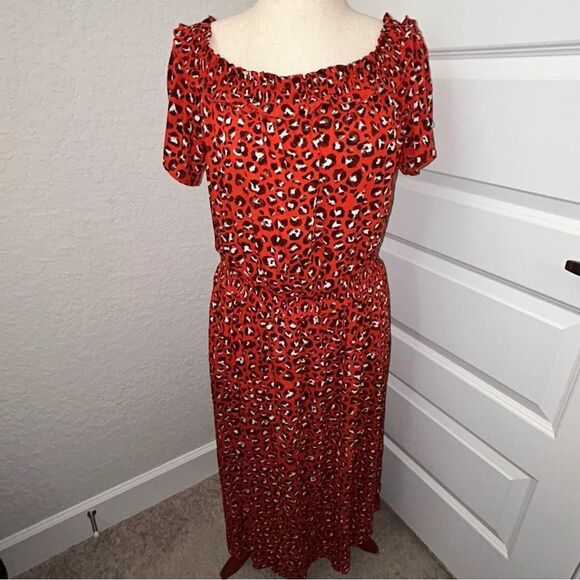 A New Day Animal Print Smocked Short Sleeve Midi Dress - Picture 1 of 11